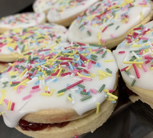 Livvi's Empire Biscuit Madnes